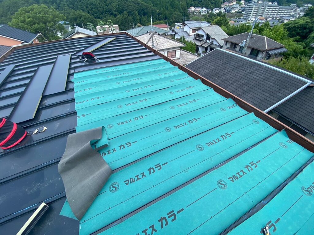 屋根カバー工事