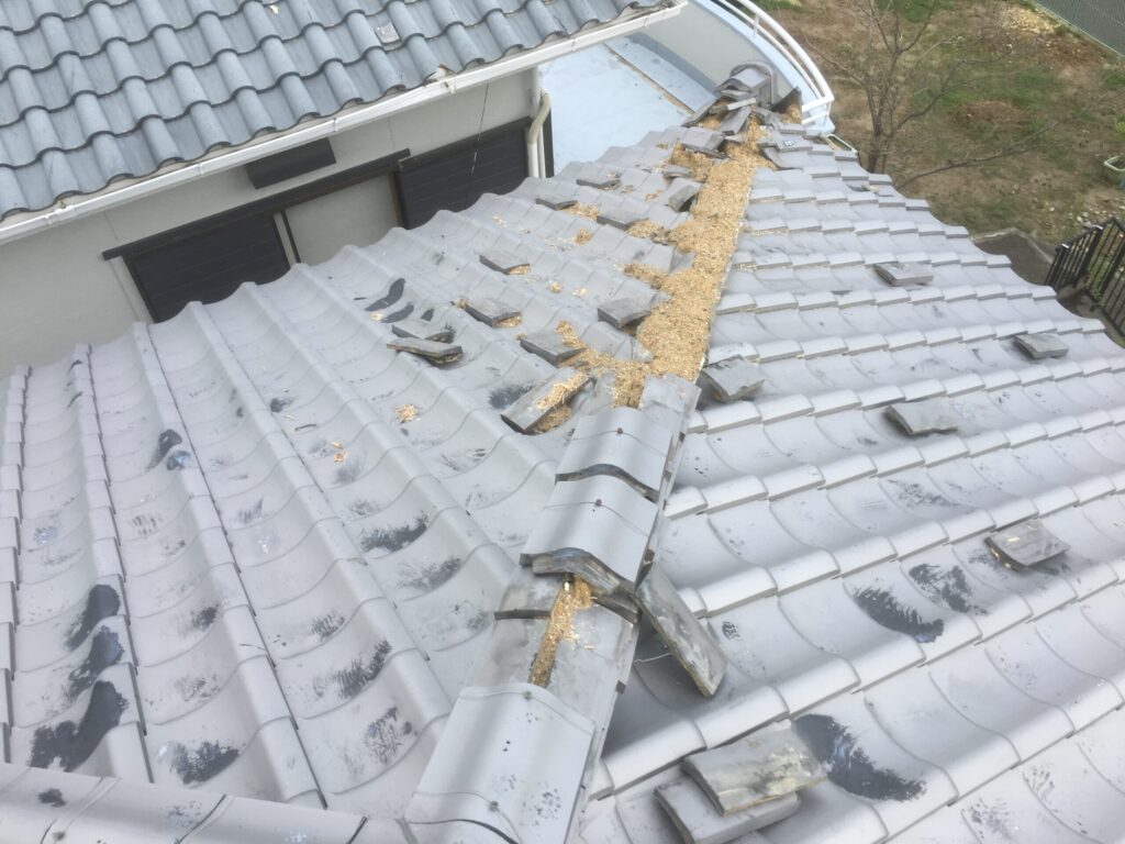 災害後の屋根修理トラブル